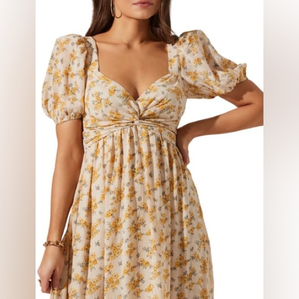 Astr the Label yellow floral puff sleeve midi dress
